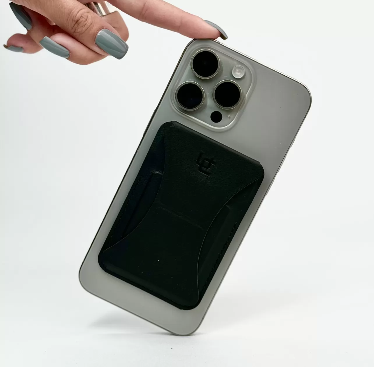 Картхолдер UCASE с функцией подставки (MagSafe), черный